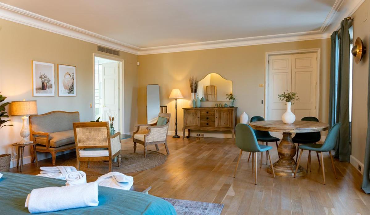 Hotel Font De La Canya Avinyonet del Penedes 외부 사진